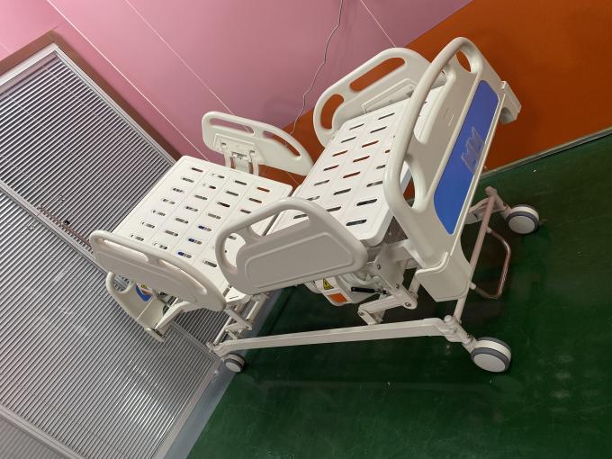 ICUの区部屋の3機能電気病院用ベッドの青い白い 1