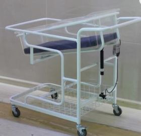 金属の医院のための新生の赤ん坊のカートのベッドの病院のまぐさ桶の商業家具