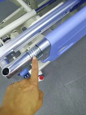 緊急のPatientTransfer CartRotatingの側面柵の中央足車150mmの忍耐強い移動の伸張器