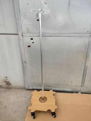 アルミニウム移動可能で永続的なIV注入の立場IVポーランド人の忍耐強いベッド部屋
