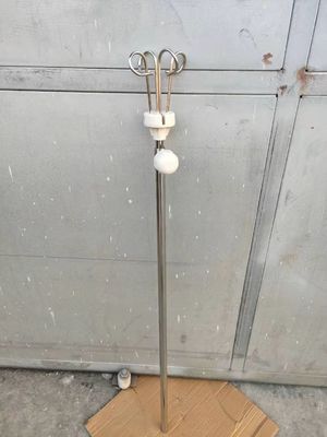忍耐強いベッドのステンレス鋼の滴りの立場IVの滴りのホールダーの病院の家具