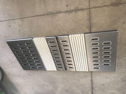医学の病院用ベッドの付属品は病院用ベッド板パネルに4部金属をかぶせる