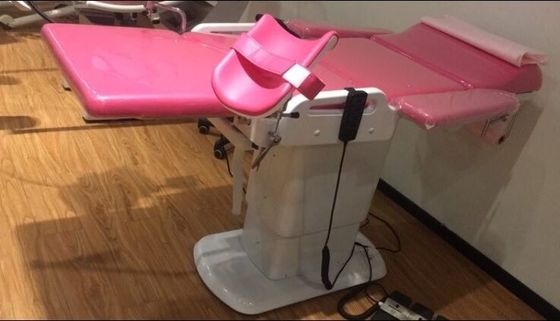 婦人科の手術台のための病院の特別なピンクの婦人科の妊婦のベッド