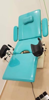 病院の電気婦人科学の検査のテーブルのObstetric配達ベッド