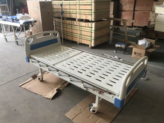 調節可能な背部手動医療保障480mmの250kgs単一の不安定な病院用ベッド