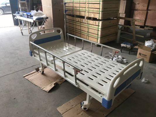 調節可能な背部手動医療保障480mmの250kgs単一の不安定な病院用ベッド